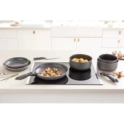 Set 3 Poêles Anti-adhésives Effet Pierre Et Manche Amovible 9 Set 3 Poêles Anti-adhésives Effet Pierre Et Manche Amovible -Produits De Cuisine 20211 4 4 Set 3 poeles anti adhesives Effet Pierre et manche amovible Mathon