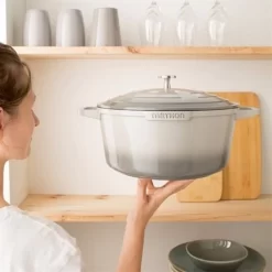 Cocotte Légère Ronde En Fonte D'aluminium 28 Cm 6,7 L Coloris Gris -Produits De Cuisine 203005 2 4 Cocotte legere ronde en fonte d aluminium 28 cm 6 7 L coloris gris Mathon