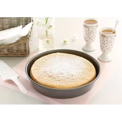 Lot 2 Moules à Manqué Rond Et Carré Acier Revêtement Antiadhérent 23 Cm -Produits De Cuisine 549019 3 1 Lot 2 moules a manque rond et carre acier revetement antiadherent 23 cm Mathon