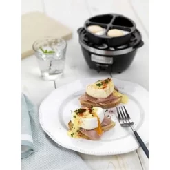 Cuisinart Cuiseur à Oeufs électrique CEC10E -Produits De Cuisine 71960 3 2 Cuiseur a oeufs electrique CEC10E Cuisinart