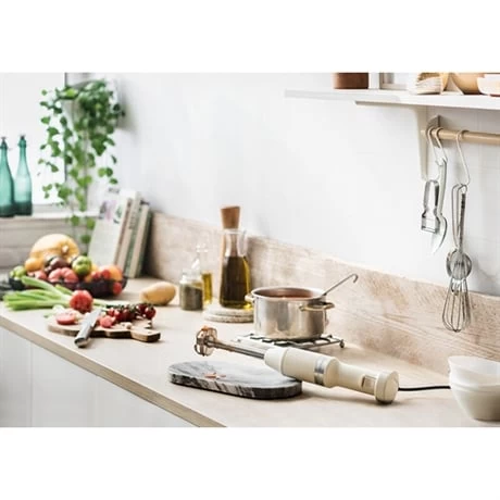 Mixeur Plongeant 5 Vitesses 180 W Crème Kitchenaid 5KHBV83EAC 3 Mixeur Plongeant 5 Vitesses 180 W Crème Kitchenaid 5KHBV83EAC – Image 3